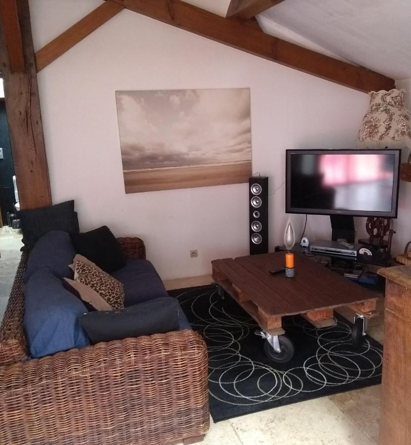 Pissos Maison Confortable Avec Terrasse En Bois Au Calme Sans Vis A Vis , 2 Chambres, Sur Un Parc De 4000M2 Arbore Et Clos מראה חיצוני תמונה